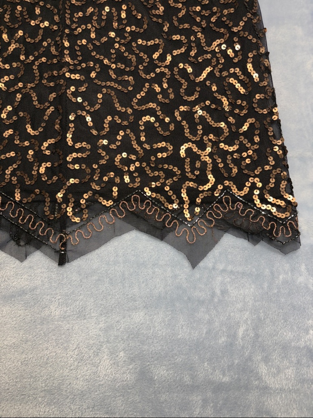 Pisarro Nights Elegant Sequin and Beaded Embellished Sleeveless Dress - Picture 14 of 14